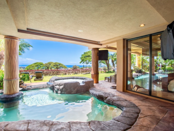 Luxury Estate Vacation Home - Golf Course Estate Near Beach